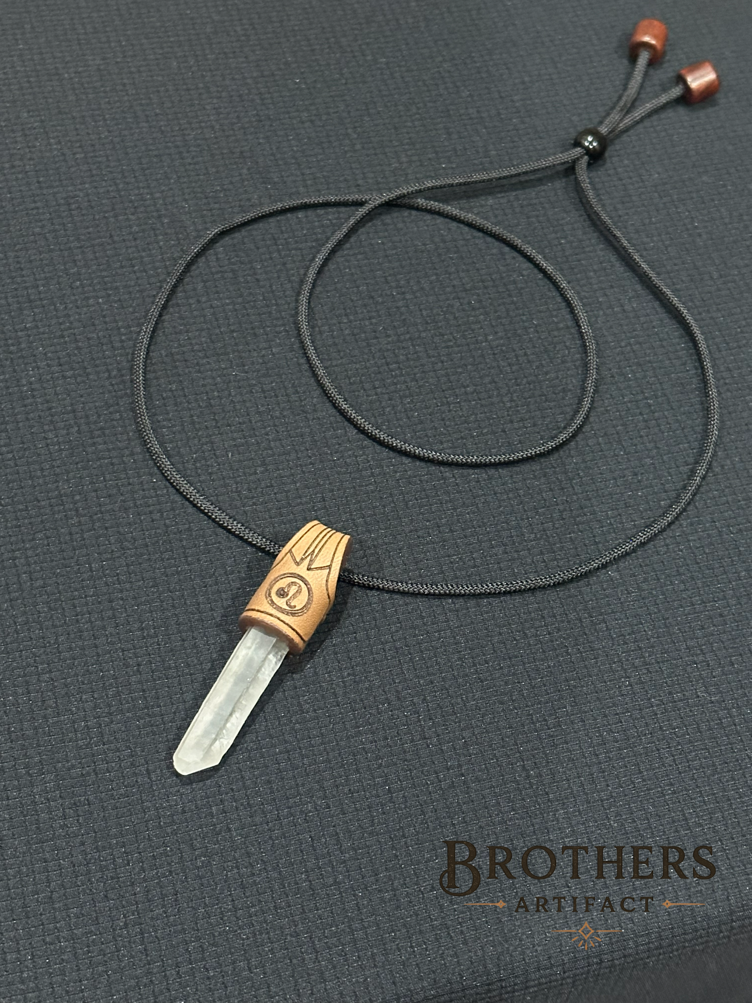 Löwe Sternzeichen Kristall Halskette, Handgemachter Klarquarz Anhänger, Astrologie Schmuck, Geburtstagsgeschenk, Horoskop Halskette
