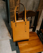 Minimalist Genuine Leather Tote – Elegant Handmade Women’s Shoulder Bag