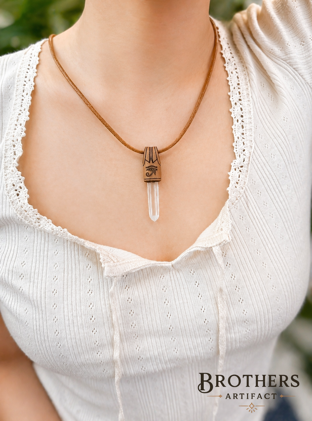 Handgemachte Horusauge Halskette, Klarquarz Kristallanhänger, Ägyptisches Symbol Leder Schmuck