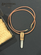 Lotus Rosenquarz Halskette – Handgemachter Leder-Heilkristall-Schmuck