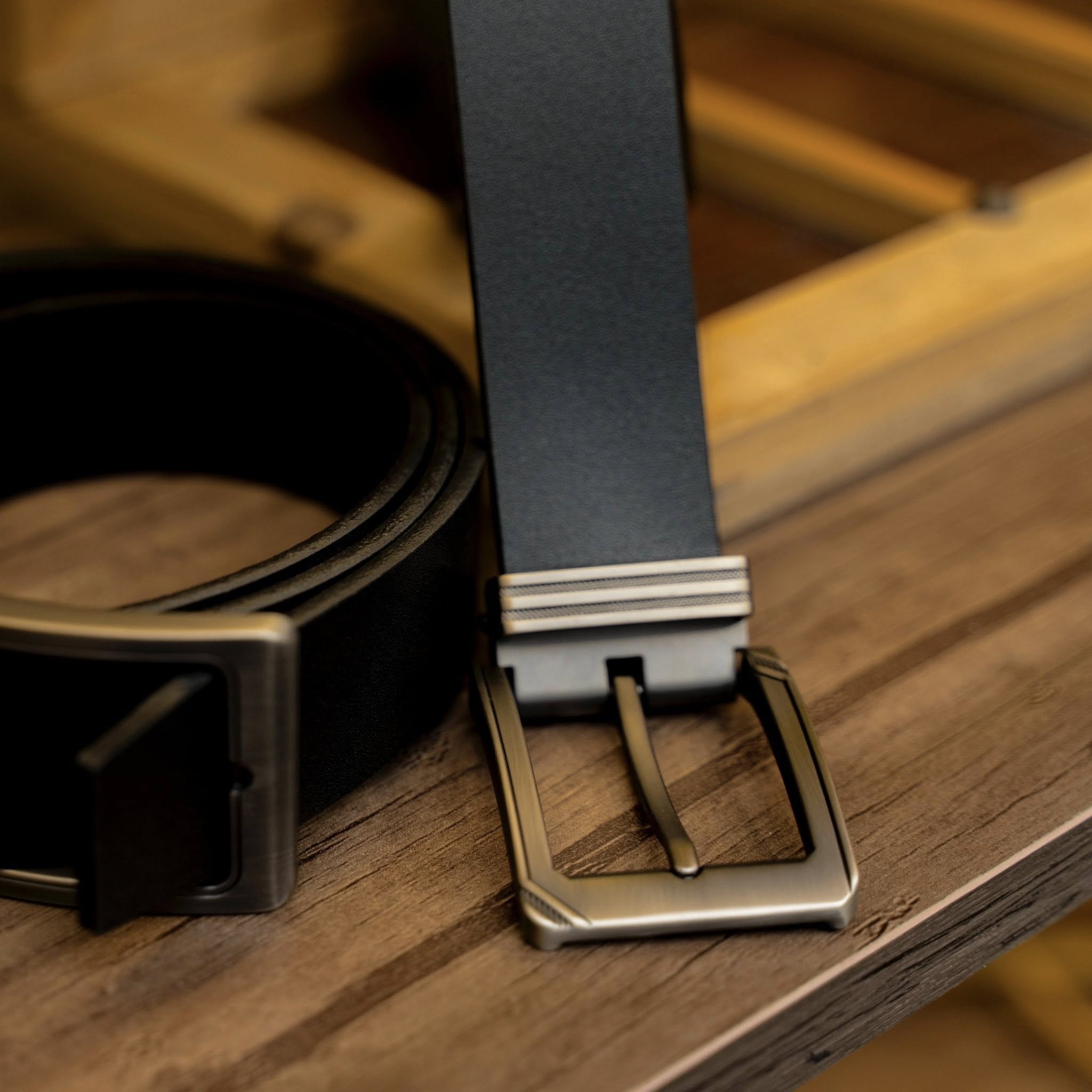 Classic Buffalo Leather Belt – Handmade Black Leather Belt with Matte Gray Buckle
