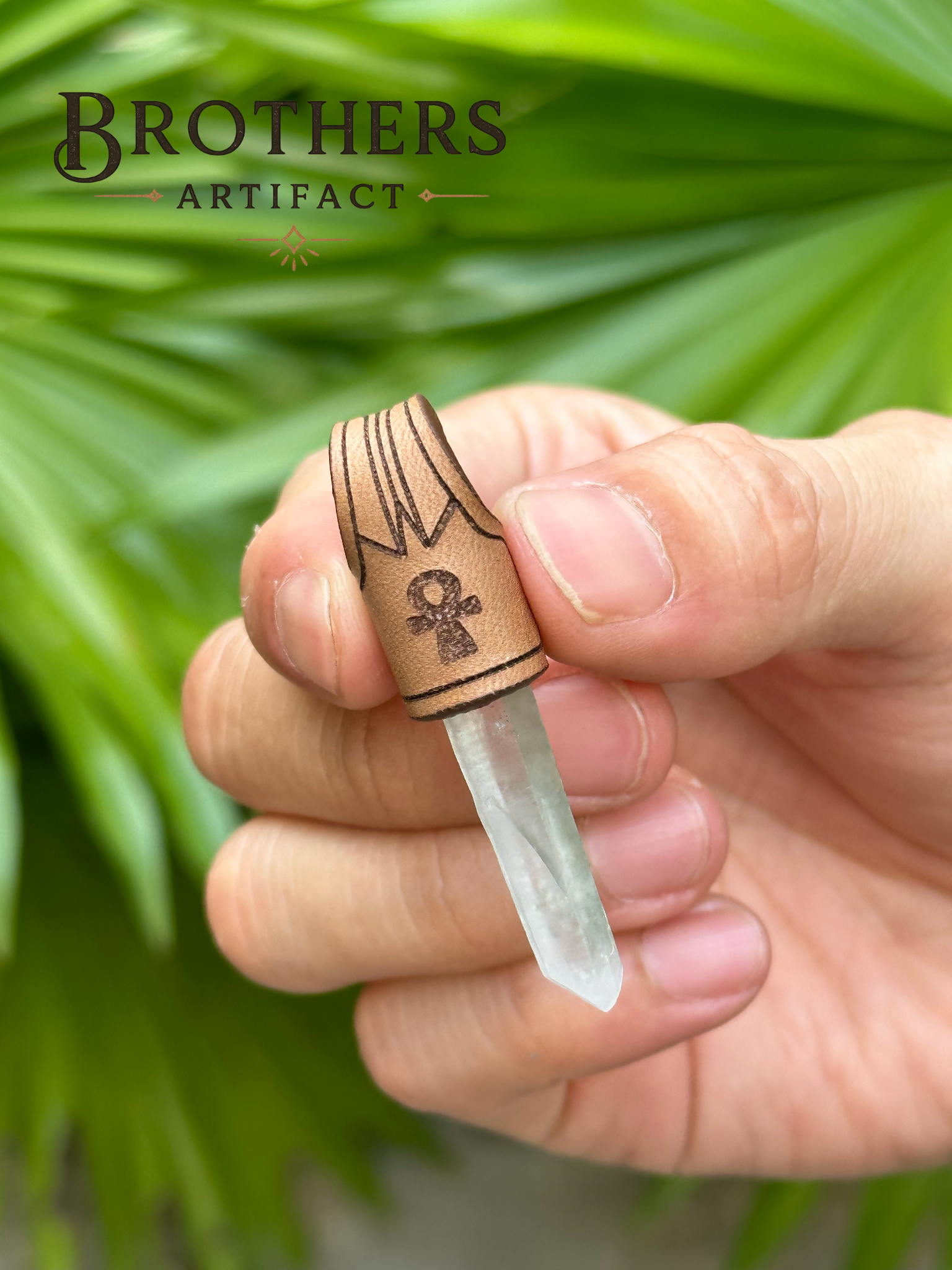Ankh Halskette aus Bergkristall, Lederband-Anhänger, Ägyptischer Symbolschmuck, Spirituelle Kristallkette