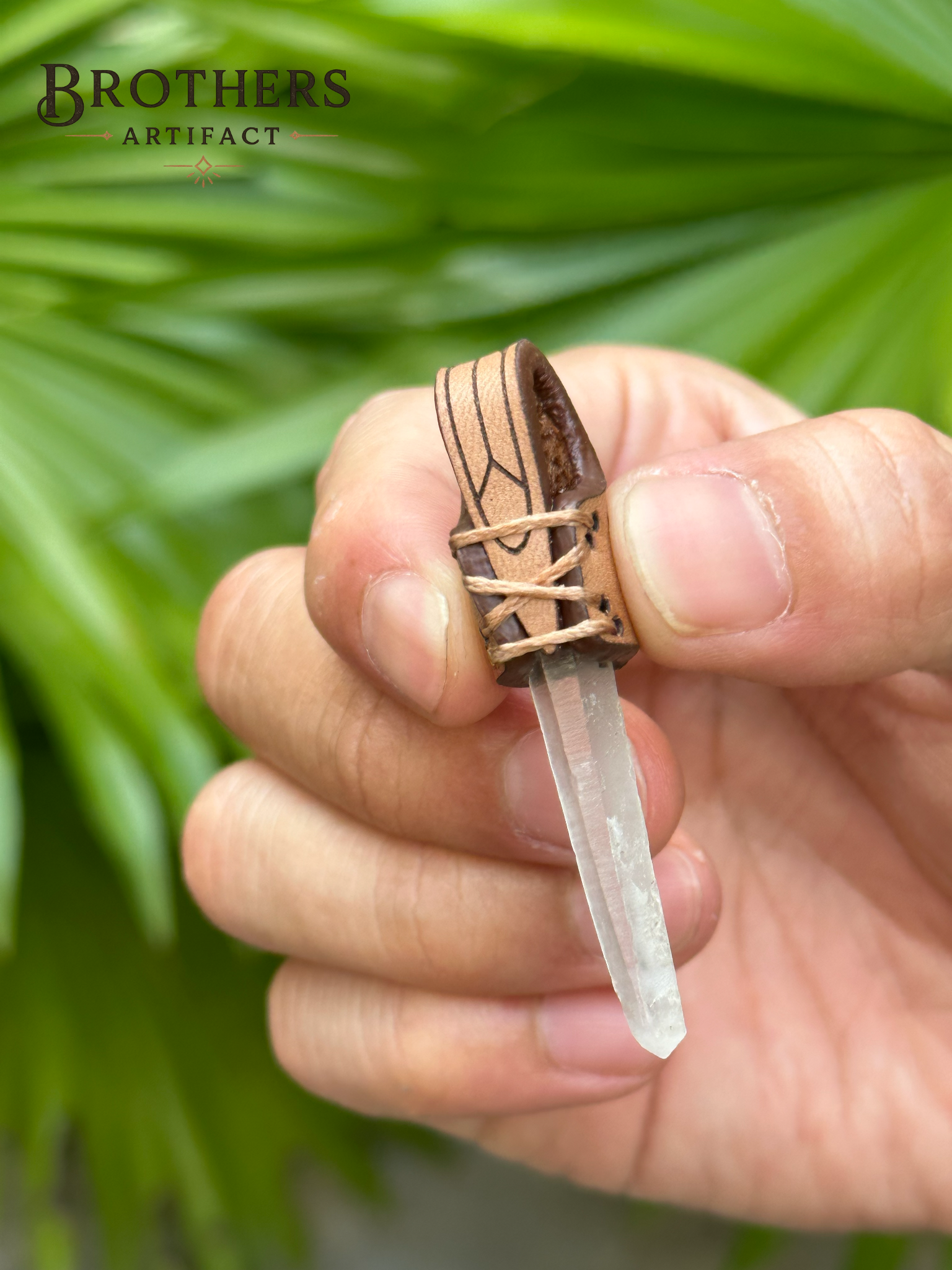 Widder Sternzeichen Halskette, Weißer Quarzkristall-Anhänger, handgefertigter Schmuck, Boho Lederband