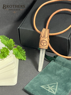 Widder Sternzeichen Halskette, Weißer Quarzkristall-Anhänger, handgefertigter Schmuck, Boho Lederband