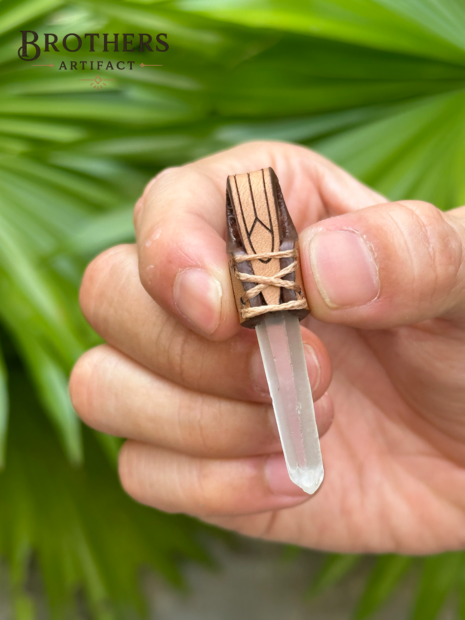 Stier-Sternzeichen-Halskette, Anhänger aus Bergkristall, Lederband, Boho-Minimalistischer Schmuck