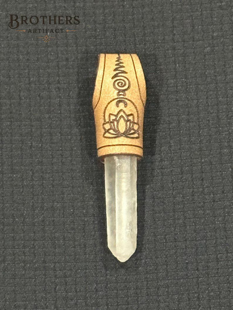 Lotus Rosenquarz Halskette – Handgemachter Leder-Heilkristall-Schmuck